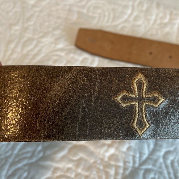 Gorgeous leather western belt by Justin - Picture 5 of 6